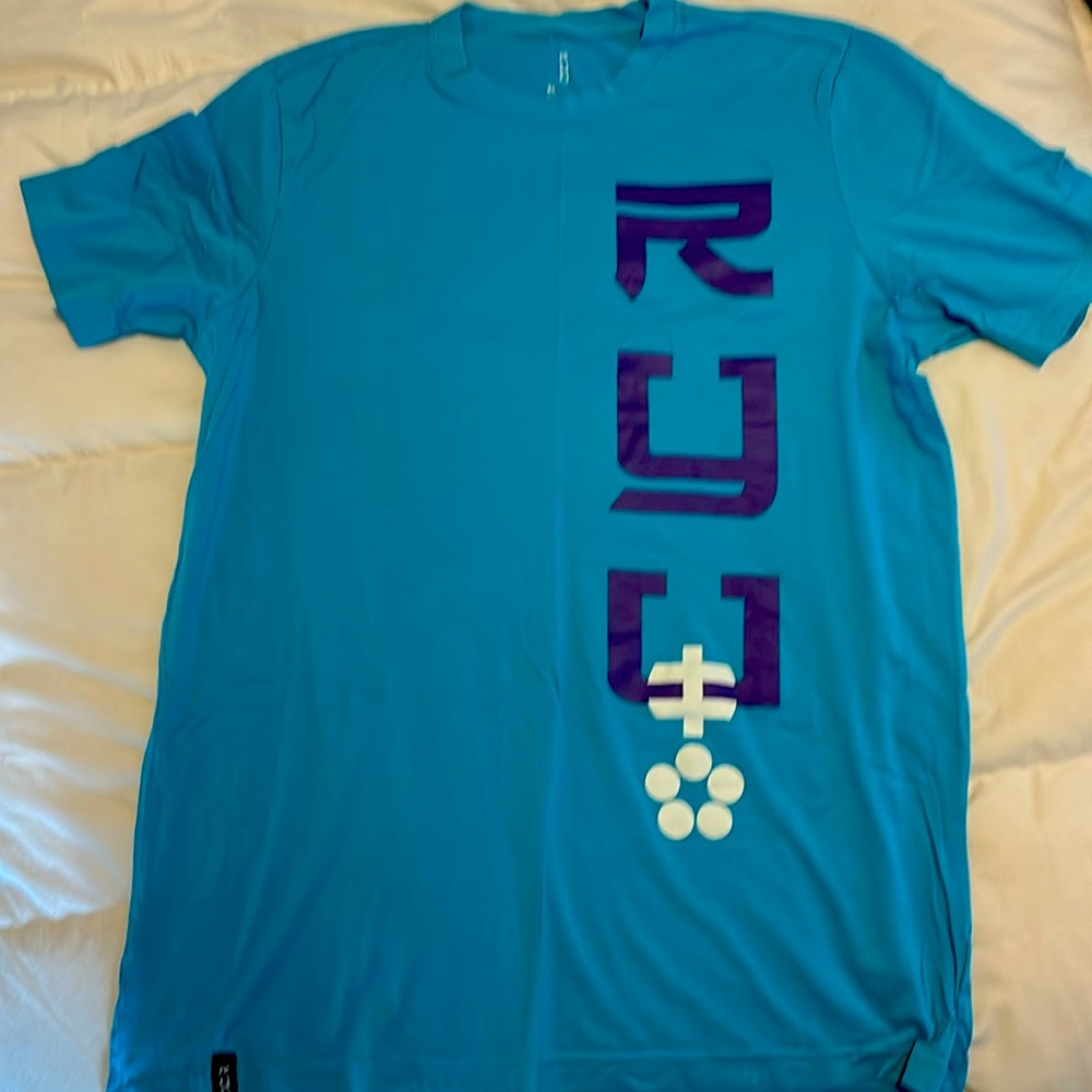 Xl RYU tshirt